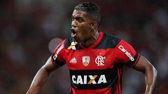 Orlando Berr&iacute;o es tapado por Vinicius en Flamengo.