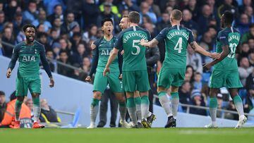 MANCHESTER, ENGLAND - APRIL 17: Heung-Min Son of Tottenham Hotspur celebrates with teammates after scoring his team&#039;s second goal during the UEFA Champions League Quarter Final second leg match between Manchester City and Tottenham Hotspur at at Etih
