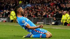 15 March 2022, United Kingdom, Manchester: Atletico Madrid&#039;s Renan Lodi celebrates scoring his side&#039;s first goal during the UEFA Champions League round of sixteen second leg soccer match between Manchester United and Atletico Madrid at Old Traff