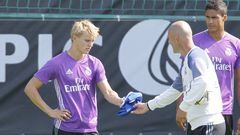 Odegaard con Zidane.