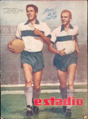Raimundo Infante: Infante es, hasta ahora, el máximo goleador de Católica en Torneos nacionales con 113 goles. Celebró tres títulos con el equipo.