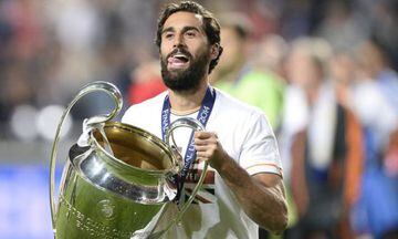 Arbeloa celebrates Real Madrid's 2013/14 Champions League win.