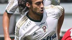 Jorge Valdivia sali&oacute; con molestias en la semifinal con Corinthians.