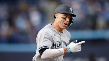 TORONTO, ON - MAY 15: Aaron Judge #99 of the New York Yankees runs out a home run in the first inning of their MLB game against the Toronto Blue Jays at Rogers Centre on May 15, 2023 in Toronto, Canada.   Cole Burston/Getty Images/AFP (Photo by Cole Burston / GETTY IMAGES NORTH AMERICA / Getty Images via AFP)