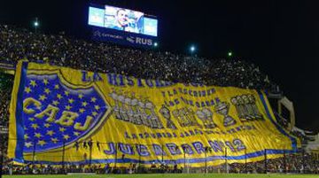 12. Boca Juniors (Argentina) - 100.000 socios