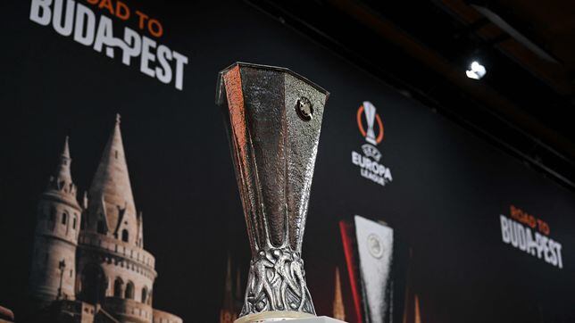 What happens if the two teams tie in the Europa League semi-final game?