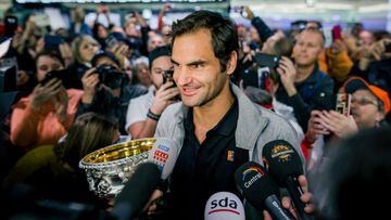 Federer can top rankings after accepting Rotterdam wildcard