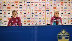 Spain's defender Irene Paredes and Spain's midfielder Alexia Putella attend a press conference in Gothenburg, Sweden, on September 21, 2023, on the eve of their UEFA Nations League football match against Sweden. (Photo by Bjorn LARSSON ROSVALL / various sources / AFP) / Sweden OUT