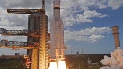 La India hace historia: lanza con éxito la misión Chandrayaan-3 para descubrir el polo sur de la Luna