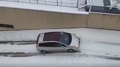 "¡Ojo! Ya se ha dado...": el video de un auto que arrasa en WhatsApp