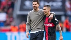 Having steered an unbeaten Bayer Leverkusen to the top of the Bundesliga, Xabi Alonso is among the coaches being tipped to replace Jürgen Klopp at Anfield.