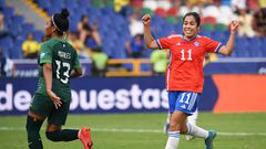 Chile's Yessenia Lopez celebrates after scoring against Bolivia during the Women's Copa America first round football match at the Pascual Guerrero stadium in Cali, Colombia, on July 17, 2022. (Photo by Juan BARRETO / AFP)