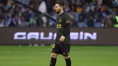 El jersey que Lionel Messi portó en el enfrentamiento ante el Riyad Seasons fue puesto en una subasta oficial por parte del PSG.