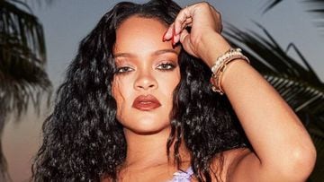 Rihanna pide disculpas por utilizar un texto islámico en la presentación de su colección