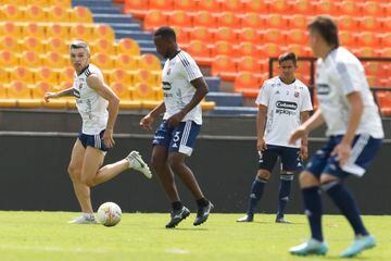 Independiente Medellín entrenó en el Atanasio Girardot previo al duelo contra Deportes Tolima por Liga BetPlay. Después vendrá la Libertadores.