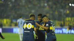 Cardona, Fabra y Barrios celebran un gol con la camiseta de Boca Juniors.