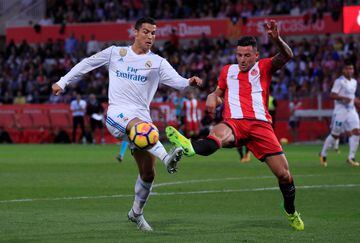 Soccer Football - Liga Santander - Girona vs Real Madrid - Estadi Montilivi, Girona, Spain - October 29, 2017   Real Madridâs Cristiano Ronaldo in action            