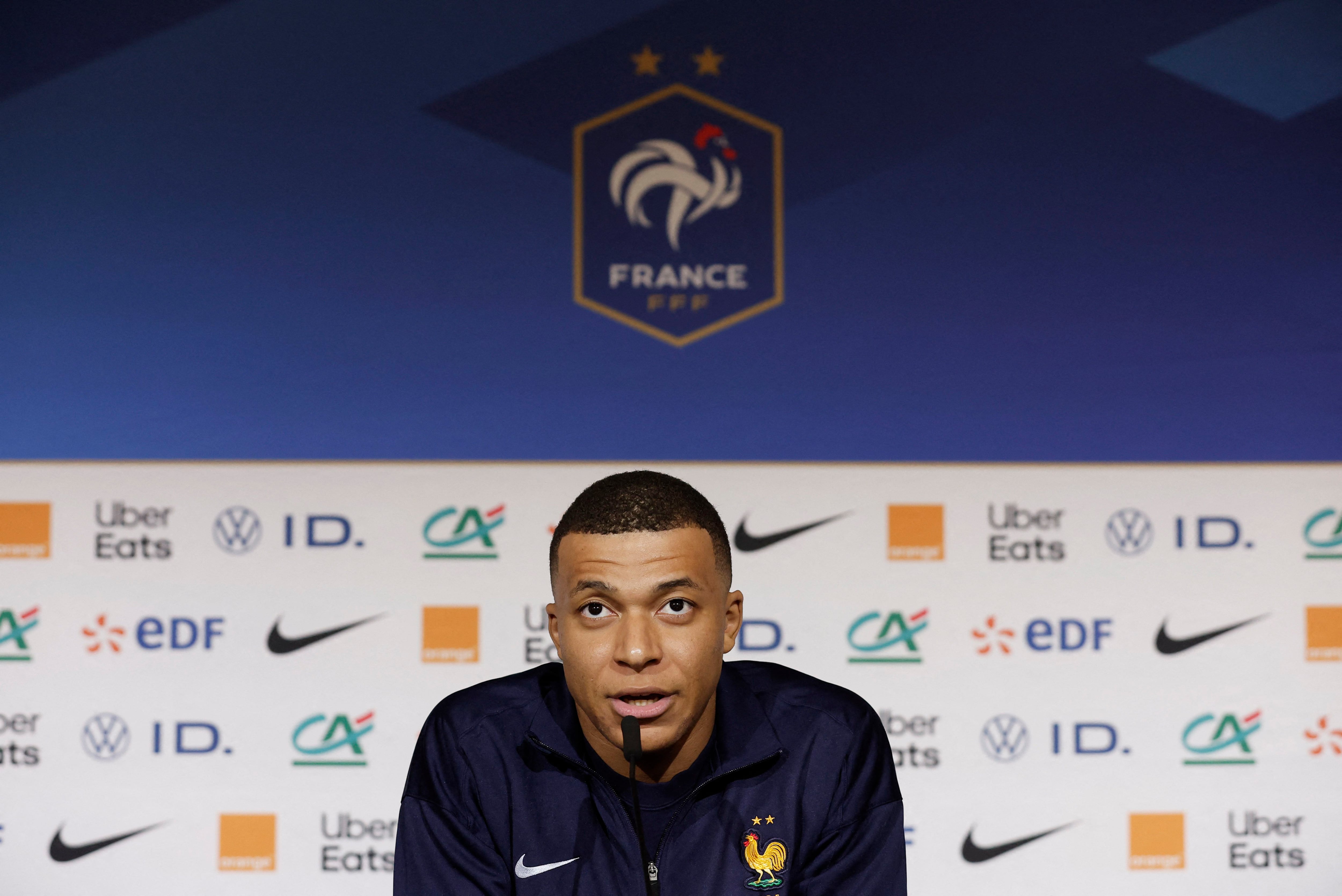 Mbappé da la razón a Tchouameni: “Jugué ante la Real y ahora Barça; España me verá más a menudo”