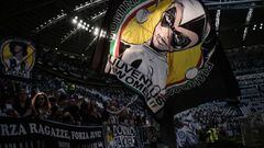 Juventus fans display a giant tifo prior to the Women&#039;s Serie A football match Juventus vs Fiorentina on March 24, 2019 at the Juventus stadium in Turin