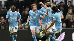 Kevin Bruyne scores an equaliser and creates a late winner for Oscar Bobb as City come from behind to defeat Newcastle.