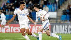 Los jugadores del Real Madrid celebran un gol la pasada temporada en la Youth League.
