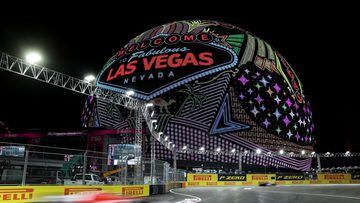 Formula One F1 - Las Vegas Grand Prix - Las Vegas Strip Circuit, Las Vegas, Nevada, U.S - November 18, 2023 General view of the Sphere during qualifying REUTERS/Mike Blake     TPX IMAGES OF THE DAY