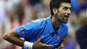 Djokovic bromea tras ganar su partido de primera ronda a Janowicz.