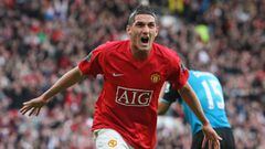 MANCHESTER, ENGLAND - APRIL 5: Federico Macheda of Manchester United celebrates scoring their third goal during the Barclays Premier League match between Manchester United and Aston Villa at Old Trafford on April 5 2009, in Manchester, England. (Photo by 