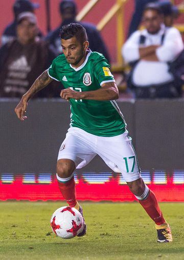 Jesús' Tecatito' Corona es uno de los jugadores preferidos por Osorio, a pesar de haber tenido un bajón futbolístico en los últimos meses.