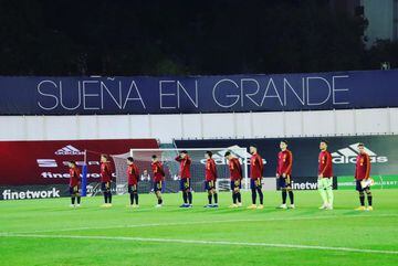La Selección Sub-21 española, posando en el estadio municipal marbellí Antonio Lorenzo Cuevas, donde derrotó a Islas Feroe.