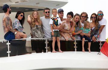 Sergio Ramos, Kovacic, Lucas V&aacute;zquez, Keylor Navas y Modric con sus respectivas parejas disfrutan de sus vacaciones.