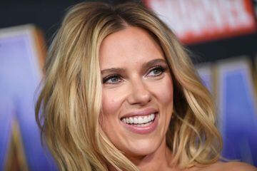 Scarlett Johansson en la alfombra roja en la premiere mundial Avengers: Endgame en Los Ángeles, California.  