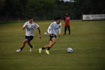 La Selección Colombia entrenó en Atibaia con la mira puesta en el duelo del jueves ante Brasil por Eliminatorias.