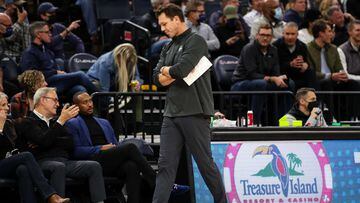 The Sacramento Kings have fired head coach Luke Walton after a poor start has seen them drop to 6-11 as they sit 12th in the Western Conference.