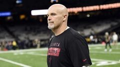 El ex head coach de los Falcons ser&iacute;a el reemplazo de Mike Nolan, quien fue despedido la semana pasada.