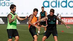 Alarma en el Madrid: Varane no se entrena y faltan centrales