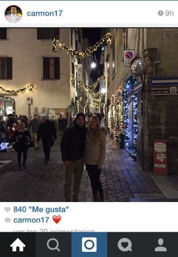 Carlos Carmona subió una foto con su pareja