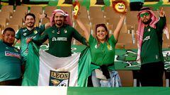 Jeddah (Saudi Arabia), 15/12/2023.- Supporters of Club Leon cheer before the FIFA Club World Cup 2023 match beween Club Leon and Urawa Reds in Jeddah, Saudi Arabia, 15 December 2023. (Mundial de Fútbol, Arabia Saudita) EFE/EPA/ALI HAIDER
