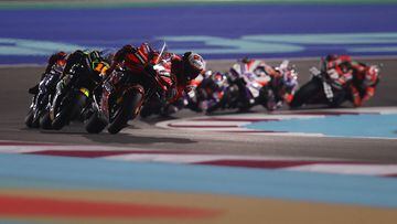 MotoGP - Grand Prix of Qatar - Lusail International Circuit, Lusail, Qatar - November 19, 2023 Ducati Lenovo Team's Francesco Bagnaia in action as he leads during the MotoGP race REUTERS/Ibraheem Al Omari
