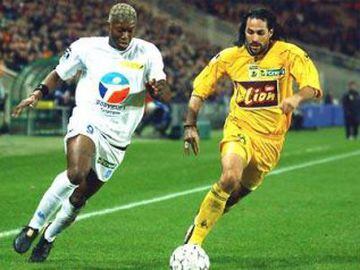 El defensor estuvo dos temporadas en el Nantes de Francia. Jugó 82 partidos y anotó cinco goles. 