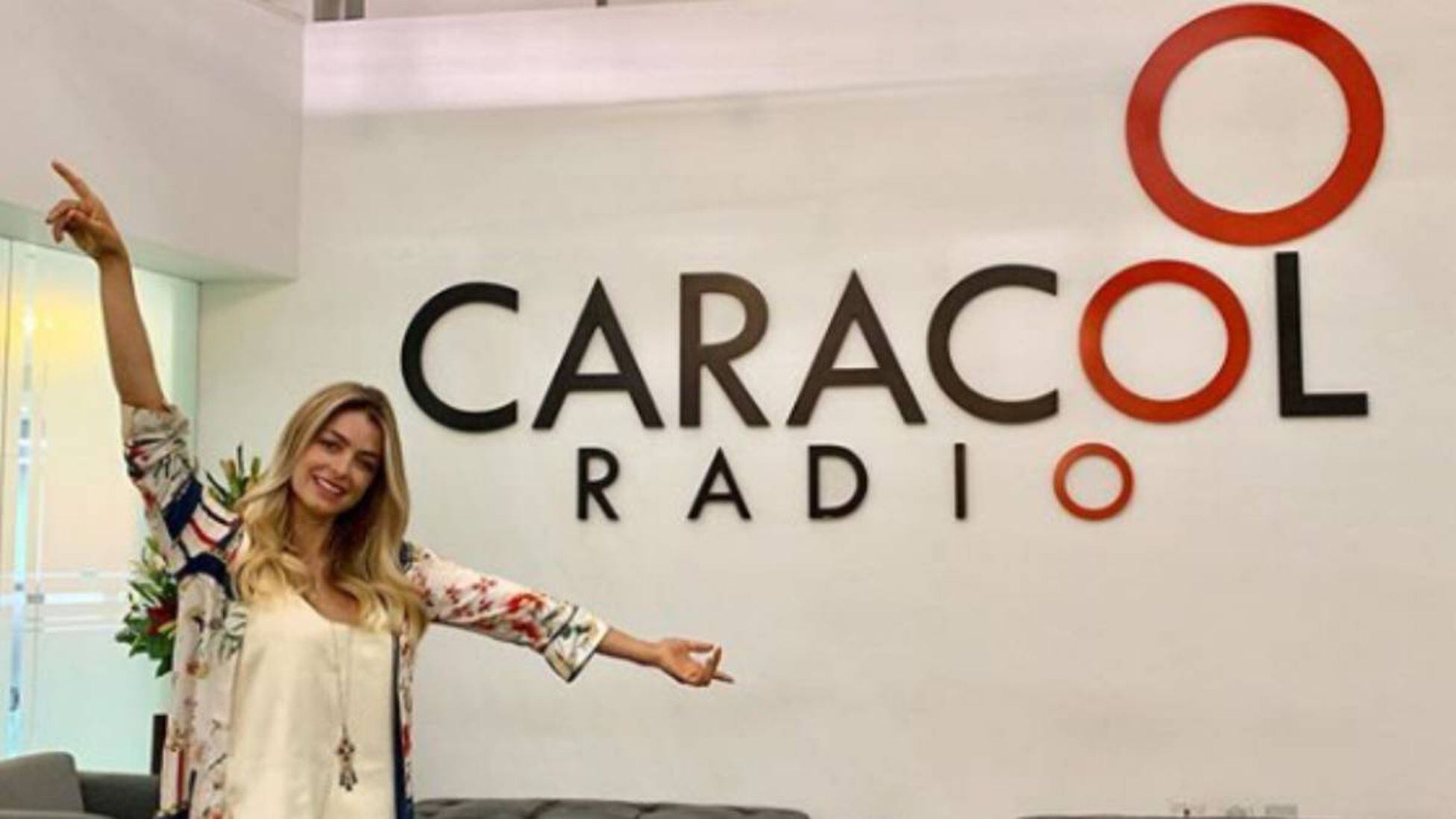 Motel meditación torpe Cristina Hurtado llega a Caracol Radio - Tikitakas