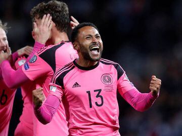 Soccer Football - 2018 World Cup Qualifications - Europe - Scotland vs Slovakia - Hampden Park, Glasgow, Britain - October 5, 2017  Scotland&rsquo;s Ikechi Anya celebrates after their first goal   REUTERS/Russell Cheyne