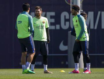 Luis Suárez, Leo Messi and Neymar in today's training session.