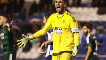 The Betis shot-stopper has declared himself a madridista in the buildup to this match and will be eager to frustrate the culés and do his old club a favour.