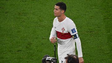 Portugal's forward #07 Cristiano Ronaldo leaves the field after losing to Morocco 1-0 in the Qatar 2022 World Cup quarter-final football match between Morocco and Portugal at the Al-Thumama Stadium in Doha on December 10, 2022. (Photo by NELSON ALMEIDA / AFP)