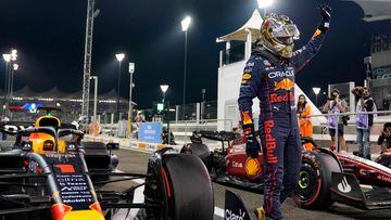 Max Verstappen (Red Bull RB18). Yas Marina, Abu Dhabi. F1 2022.