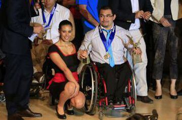 El pesista Juan Carlos Garrido fue galardonado como la Mejor de los Mejores paralimpicos en la premiacion anual.
