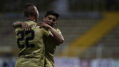 Jugadores de Rionegro &Aacute;guilas celebrando un gol en Liga &Aacute;guila.