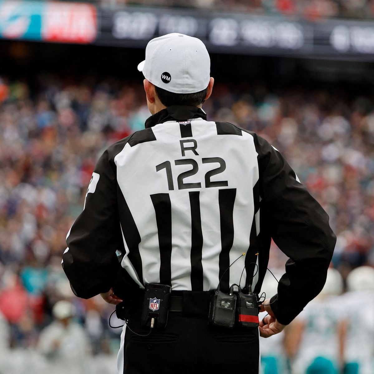 NFL playoffs: what is the salary of an NFL referee for Wild Card games? -  AS USA