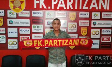 El centrocampista de 26 años jugó la temporada 2016-17 con el FK Partizani de Albania.